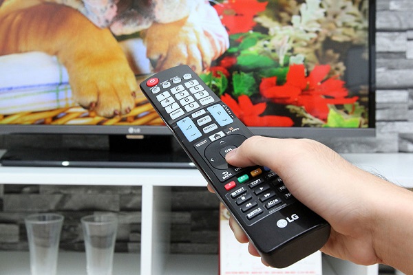 Chi tiết chức năng từng phím trên điều khiển tivi LG LF581D