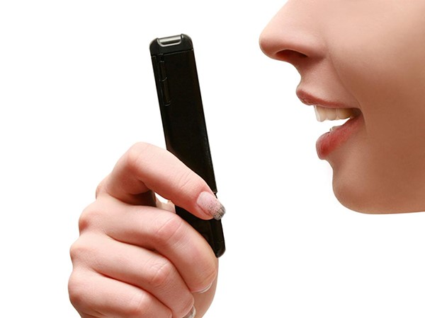 Cài đặt và sử dụng tìm kiếm bằng giọng nói trên Tivi Sony