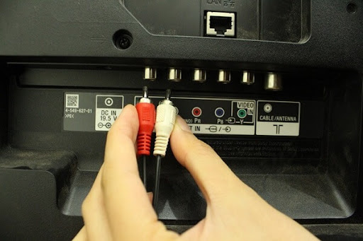 Thay đổi dây kết nối màn hình