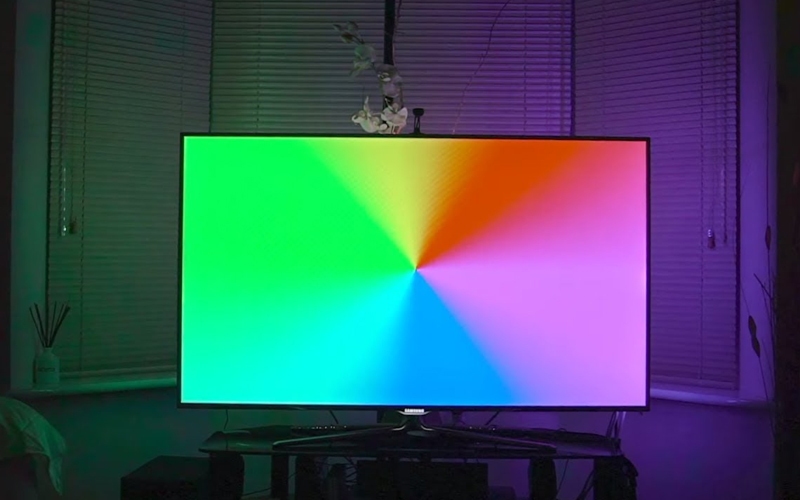 Chỉnh màu trên tivi TCL với Màu sắc (Color hay Colour)