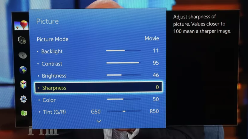 Chỉnh màu trên tivi TCL với Màu sắc (Color hay Colour)