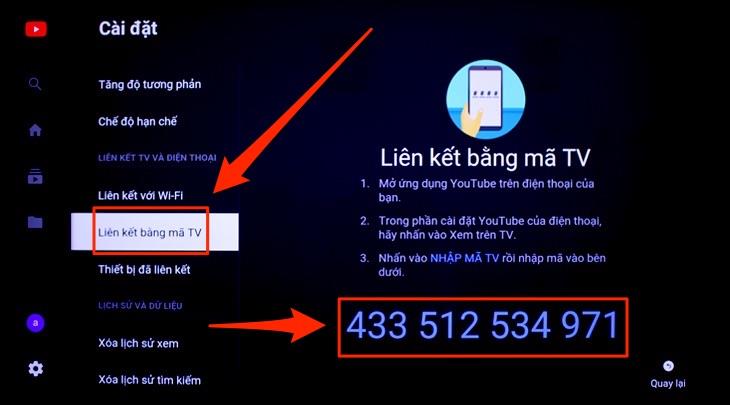 Tiếp theo bạn di chuyển qua phải và tìm đến mục "Liên kết bằng mã TV". Khi đó, tivi sẽ hiện bảng mã số liên kết.