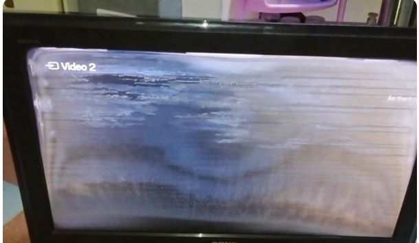 Tại sao tivi Toshiba bị rộp mốc màn hình?
