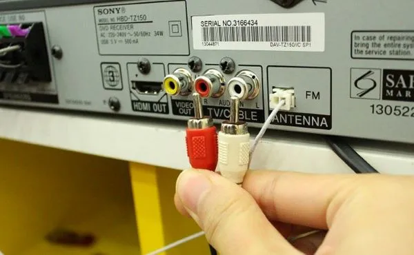 Kết nối Tivi Casper với loa bằng jack cắm 3.5mm