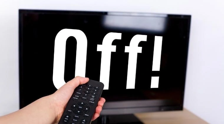 Tắt nguồn thiết bị để khắc phục lỗi tivi có tiếng không có hình