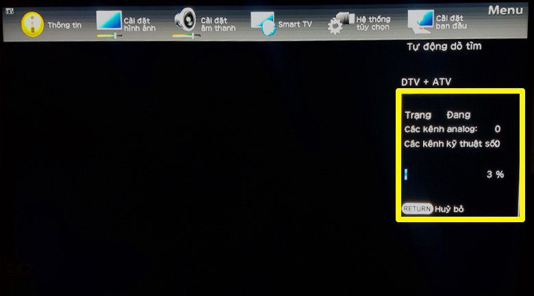 Chọn mục Tự động dò tìm để dò kênh cho tivi Sharp Aquostivi Sharp đang tiến hành dò kênh tự động