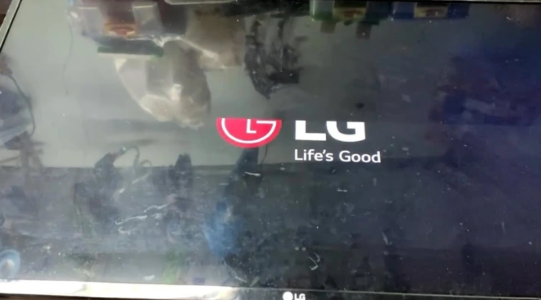 Tivi LG không lên hình do bệnh Panel