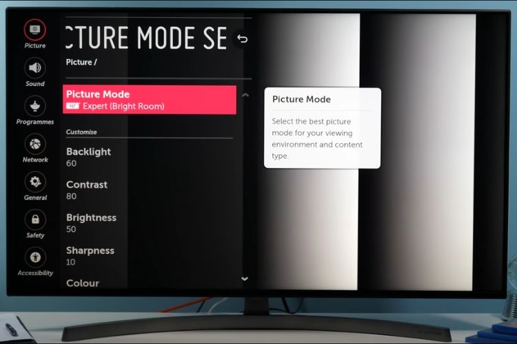 Điều chỉnh độ sáng màn hình Tivi Casper