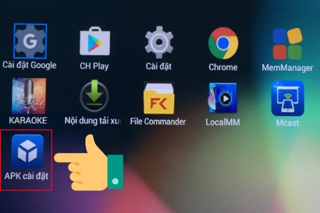 Tìm và chọn APK để thực hiện cài đặt.