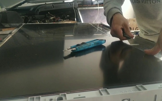 Tivi Samsung bị rộp màn hình