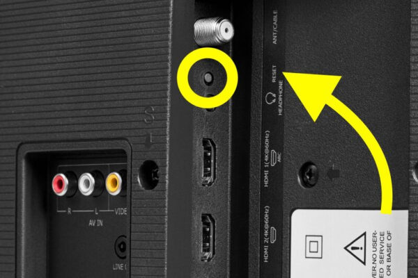 Cách reset tivi Hisense bằng phím cứng